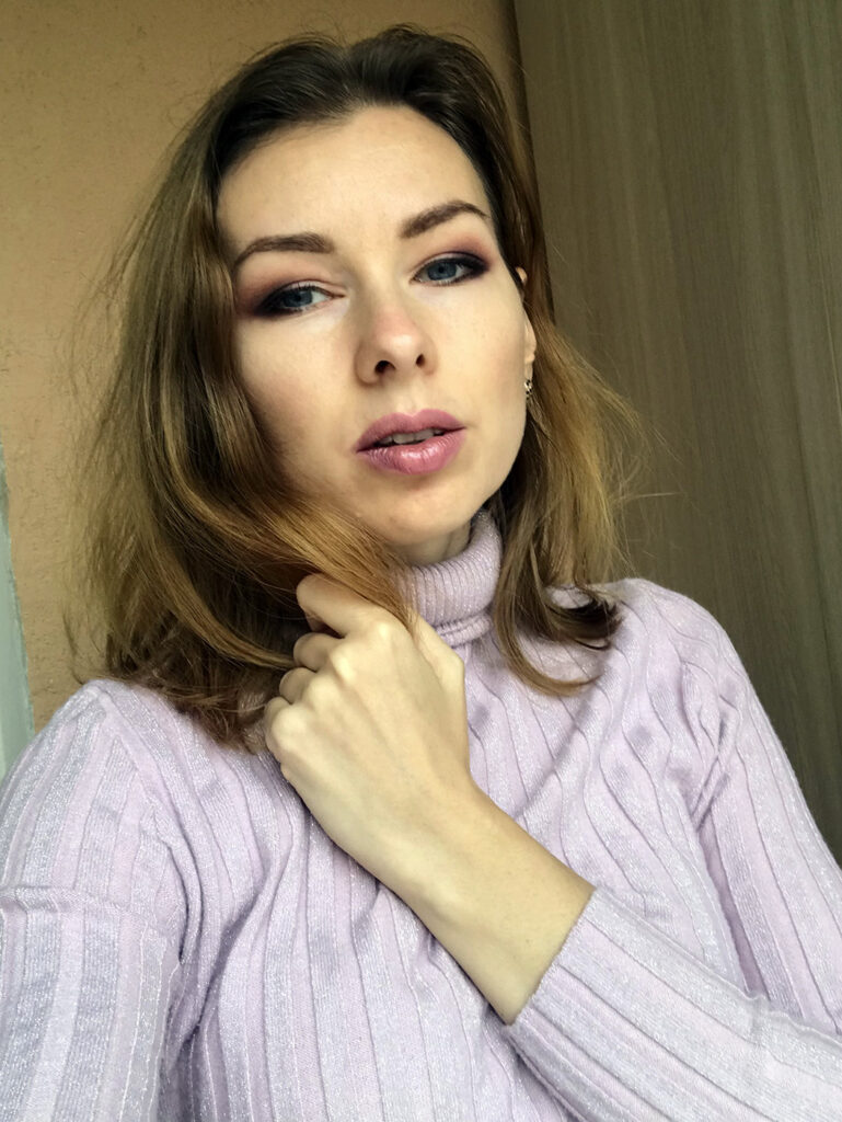 посоветуйте визажиста троещина