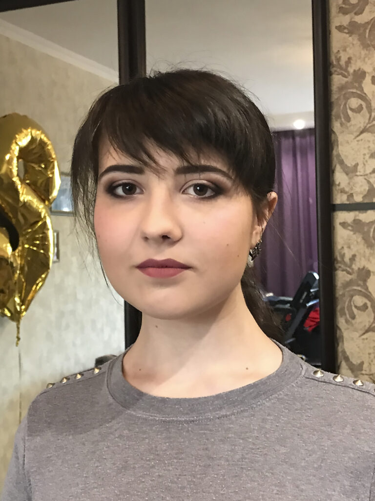 візажист на випуский